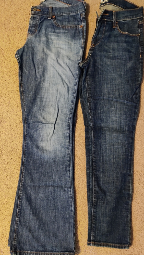 2 pairs of jeans sz 6